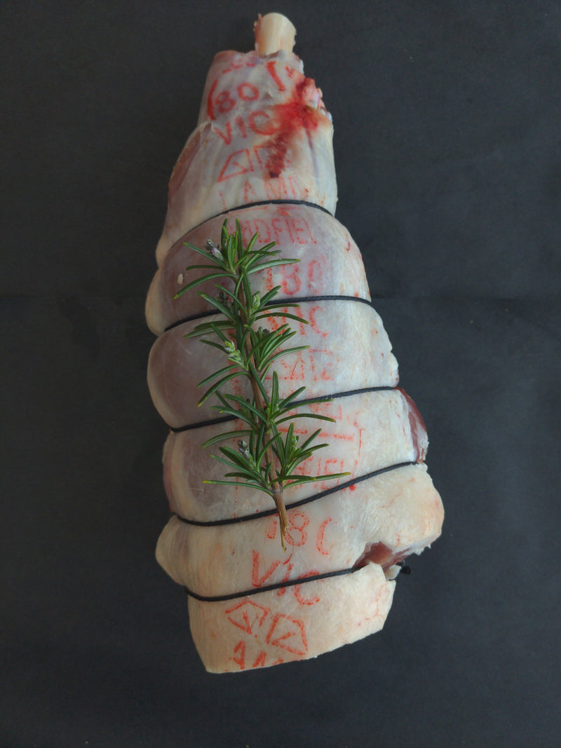 Easy Carve Leg of Lamb